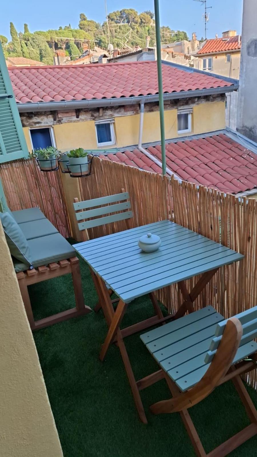 Apartment Historic Bright And Beautiful In Old With Castle Hill View Nice