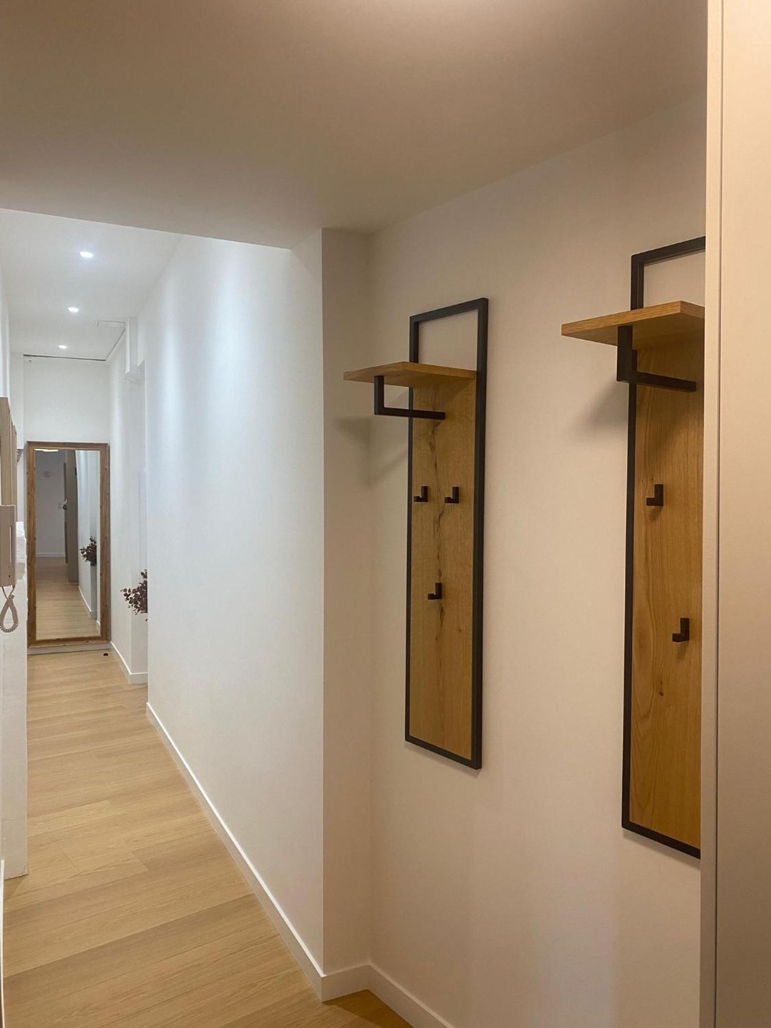 Historic Bright And Beautiful In Old With Castle Hill View Apartamento